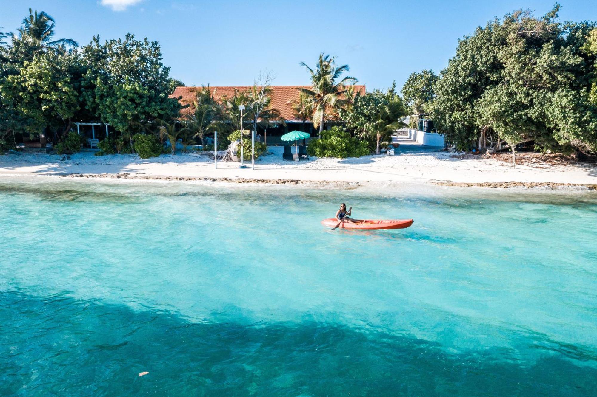 Hotel Tropical Tree Fehendhoo Esterno foto