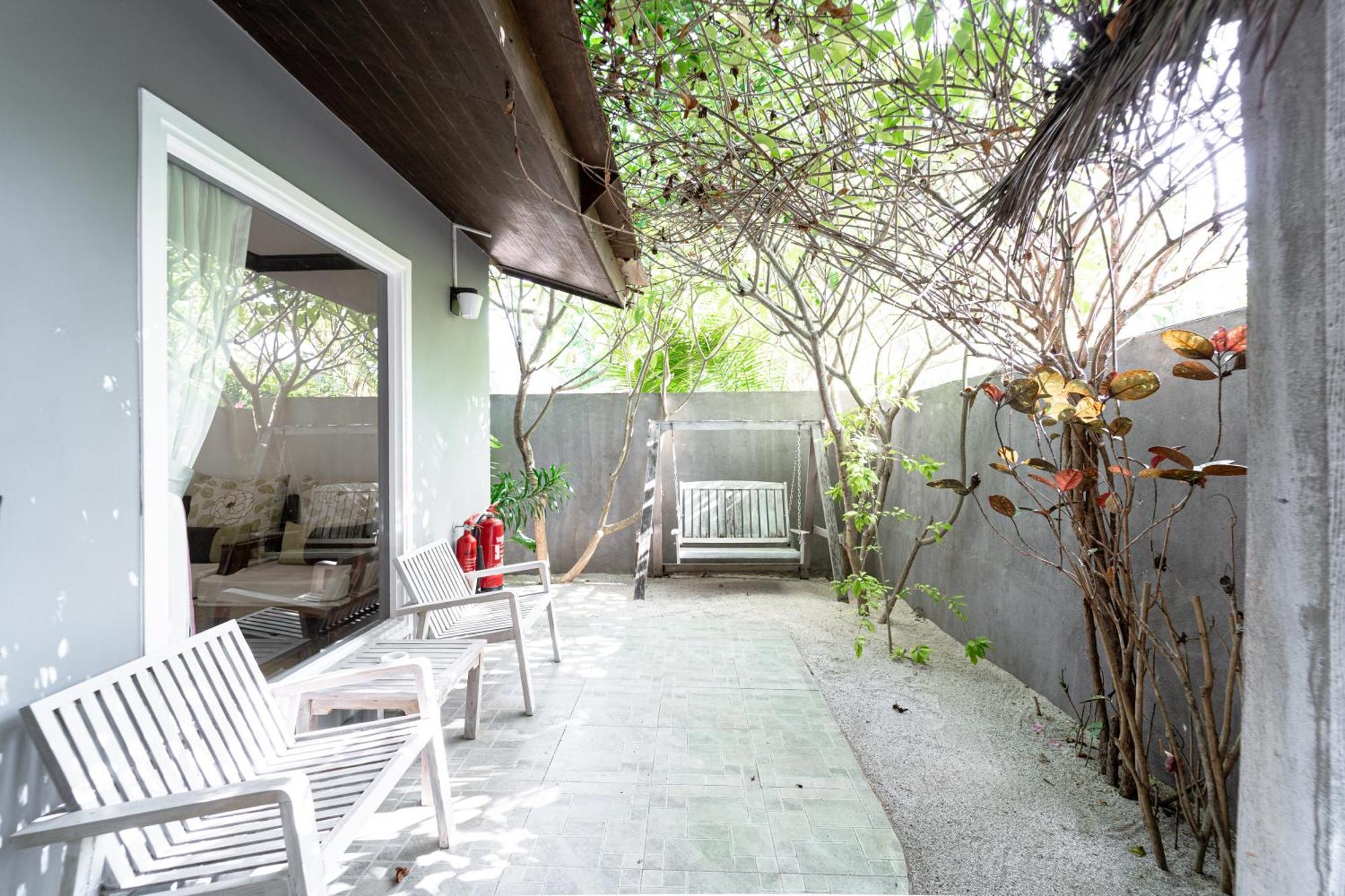 Hotel Tropical Tree Fehendhoo Esterno foto