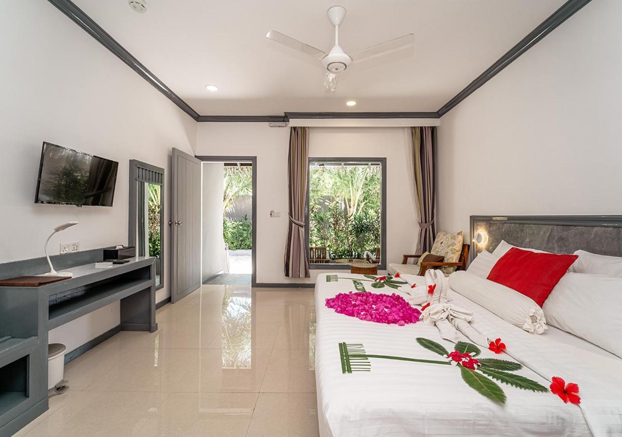Hotel Tropical Tree Fehendhoo Esterno foto